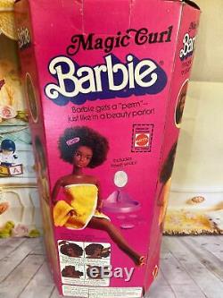 1981 SUPERSTAR ERA Magic Curl Christie BARBIE Mattel #3989 NIB, NRFB, NEW