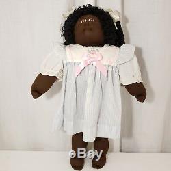 1985 Xavier Roberts Signed African American Little People Soft Sculpture Doll