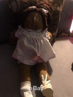 1985 vintage Coleco African American Cabbage Patch Kid Girl Doll adorable