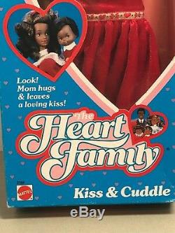 1986 The Heart Family Kiss and Cuddle African American Mom And Baby Barbie Doll