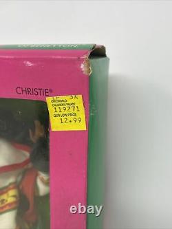 1990 MATTEL BARBIE UNITED COLORS OF BENETTON CHRISTIE # 9407 African American