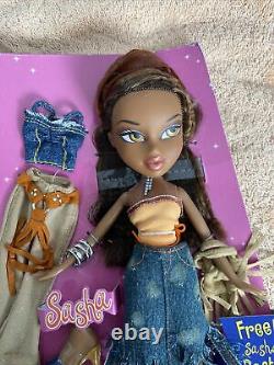 2002 BRATZ Sasha Strut It Fashion Doll MGA Entertainment Rare Missing Plastic