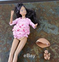 2002 Happy Family Pregnant Midge African American Barbie Doll with Baby