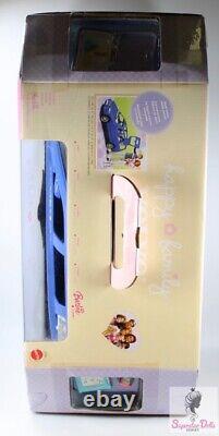 2004 Happy Family Volvo Barbie Doll Car Set