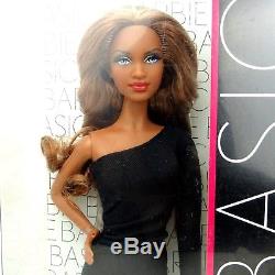 2009 Barbie Basics African American Doll Model No 8 Collection 001
