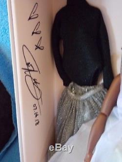2018 Barbie Doll Convention AA African American Doll Signed By Carlyle Nuera