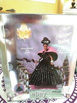 BARBIE HAPPY HOLIDAYS 1998 AFRICAN AMERICAN MATTEL #20201 CHRISTMAS NEW-Rare