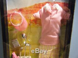Barbie City Shopper African American Doll & Pink On The Green Fashion New