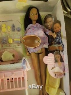 Barbie Happy Family Pregnant Midge and Baby doll NIB Vintage 2002 Mattel Dolls
