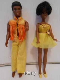 Beautiful African American Vintage Topper Dawn Doll Lot Van And Dale