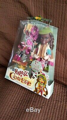 Bratz Girlz Girl Campfire Felicia Doll Extra Outfit Accessories New Sealed RARE