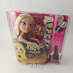 Bratz The Movie Funky Fashion Makeover Large Cloe NIB