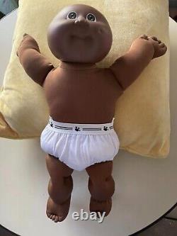 Cabbage Patch Kids CHICAGO CUBS African American'85 boy doll EUGENE PERRY 09/01