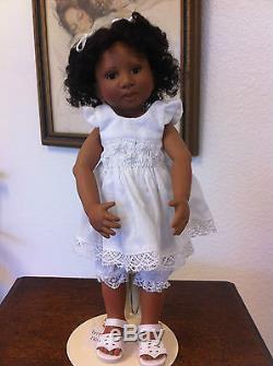 Darling African American Berdine Creedy Nandie Vinyl Doll EXCELLENT Condition