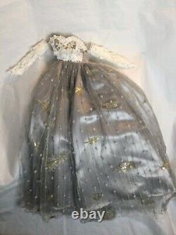 Doris Doll BJD Ball Jointed Doll Gray Cream Lace Feather Crinol Skirt Dress 60cm