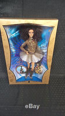 Hard Rock Cafe 2007 AA AFRICAN AMERICAN Gold Label Barbie Doll WithCollector Pin
