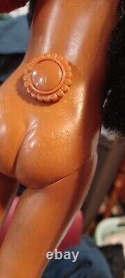 Ideal Crissy family doll 1970 African American Velvet 16 (Hair Grows)