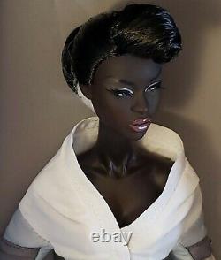 Integrity Toys FR Retrofuture Collection NEO LOOK ADELE MAKEDA #91463 NRFB