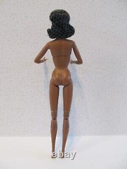 MERRY & BRIGHT DELLA ROUX NUDE WITH STAND & COA INTEGRITY TOYS # 550 of 550