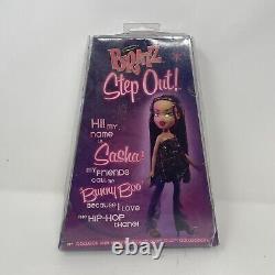 MGA Bratz 5th Anniversary Step Out Sasha Doll Red Lips AA Early Doll DAMAGED BOX