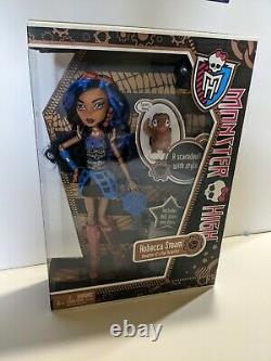 Mattel Monster High Doll Robecca Steam First Wave 2011 New in Box