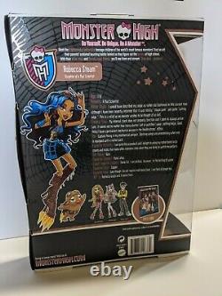 Mattel Monster High Doll Robecca Steam First Wave 2011 New in Box