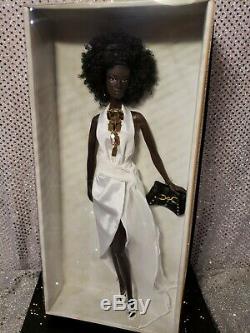 Model Of The Moment Nichelle Urban Aa Barbie Doll Model Muse Mattel #c3821 Nrfb