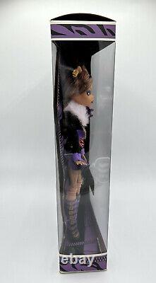 Monster High Clawdeen Wolf First wave with pet Cresent-2012-BBC42