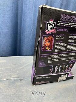 Monster High Clawdeen Wolf Schools Out Brand New In Box Mattel 2010 Rare