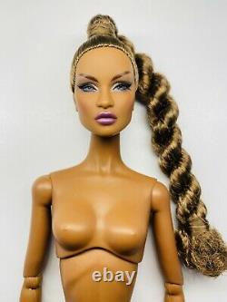 NIRVANA DOMINIQUE MAKEDA NuFACE COUNTER CULTURE INTEGRITY TOYS USED NUDE