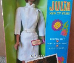 Nisb New Vintage 1968 Mattel Diahann Carroll As Nurse Julia Tnt Barbie Doll 1127