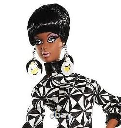 Pop Life Barbie Doll Pivotal African American Gold Label 2009 Limited Edition