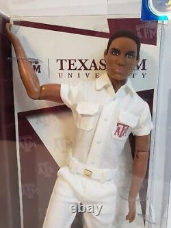 Texas A&m University Aa Ken Barbie Doll 2012 Pink Label Mattel X9208 Nrfb