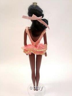 Vintage Ballerina Cara 1975 Friend of Barbie Doll #9528 MATTEL