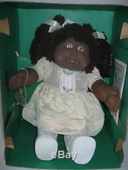 Vintage Cabbage Patch Kids African American Popcorn Curls Doll Edna Abrona
