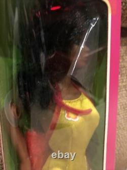 Vintage Malibu Christie sunsational barbie steffie face african american 7745