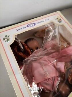 Vtg 1982 IDEAL Tiny Tears African American Doll Black with Bottle & Tags in box